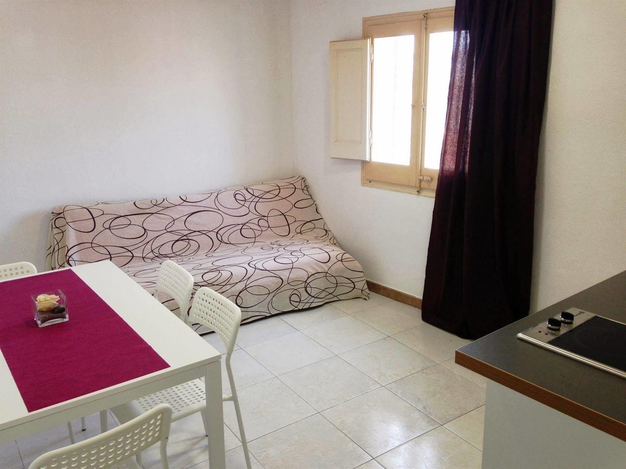 Apartamentos Ar Enjoy Bellavista Lloret de Mar Ngoại thất bức ảnh