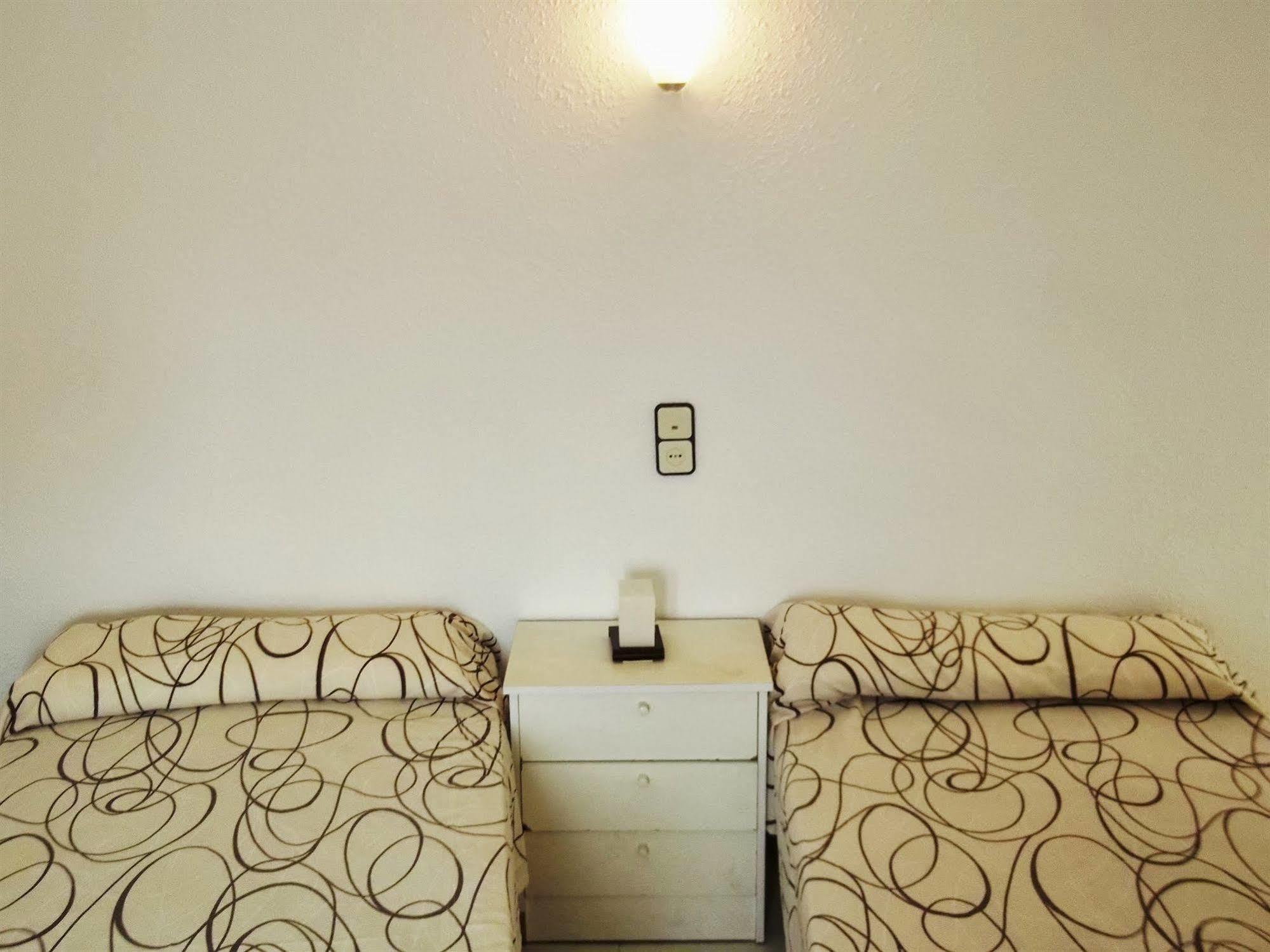 Apartamentos Ar Enjoy Bellavista Lloret de Mar Ngoại thất bức ảnh