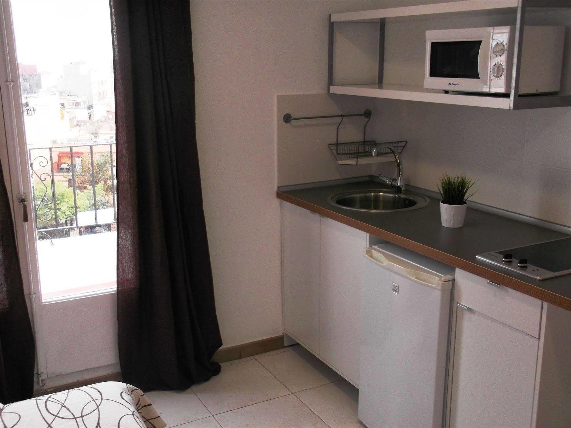 Apartamentos Ar Enjoy Bellavista Lloret de Mar Ngoại thất bức ảnh